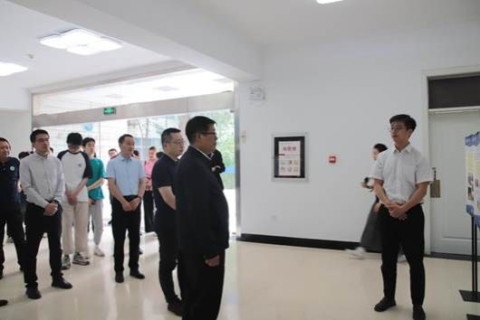 3eb53ef49bd09456b5372eb0a25cb9b